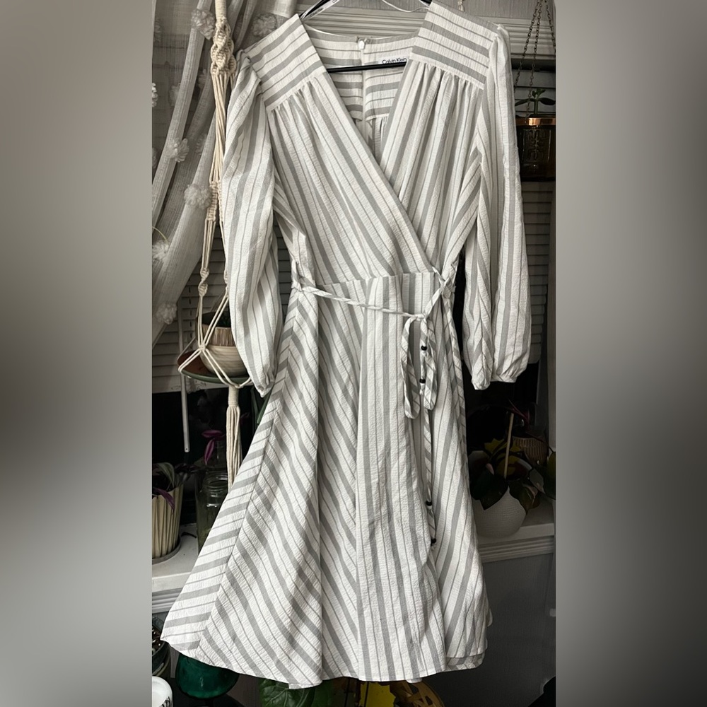 Calvin Klein Flowy striped White/Grey dress